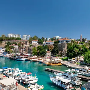 **** Otel Adalya Port Türkiye