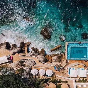 Hotel Liro Radhimë