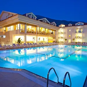 **** Otel Aes Club Türkiye